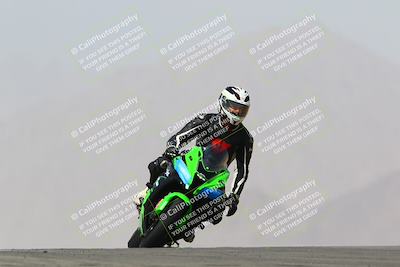 media/Mar-28-2022-Superbike Trackdays (Mon) [[b8603d0f67]]/Advanced Group (1pm-130pm)/Turn 9/